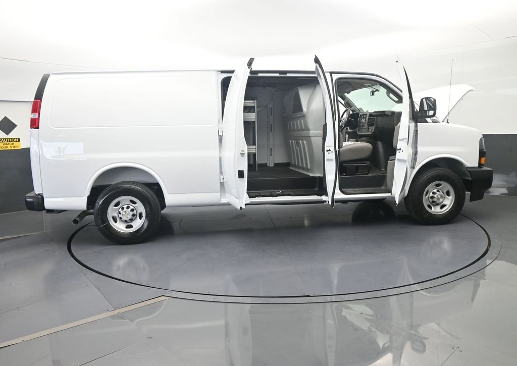 New 2026 Chevrolet Express 2500 Extended w/ Driver Convenience Package RWD image 69