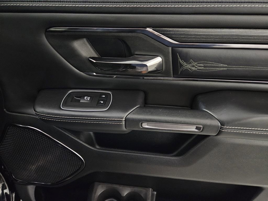 Used 2023 RAM 1500 Limited w/ Body Color Bumper Group AWD/4WD image 33