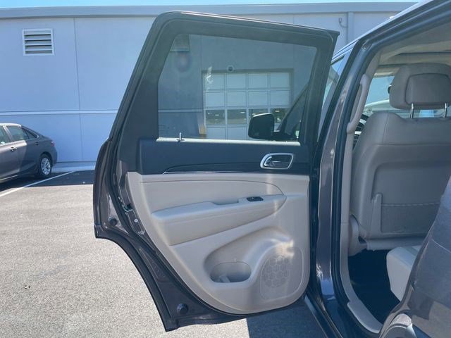 Certified 2021 Jeep Grand Cherokee Limited AWD/4WD image 28