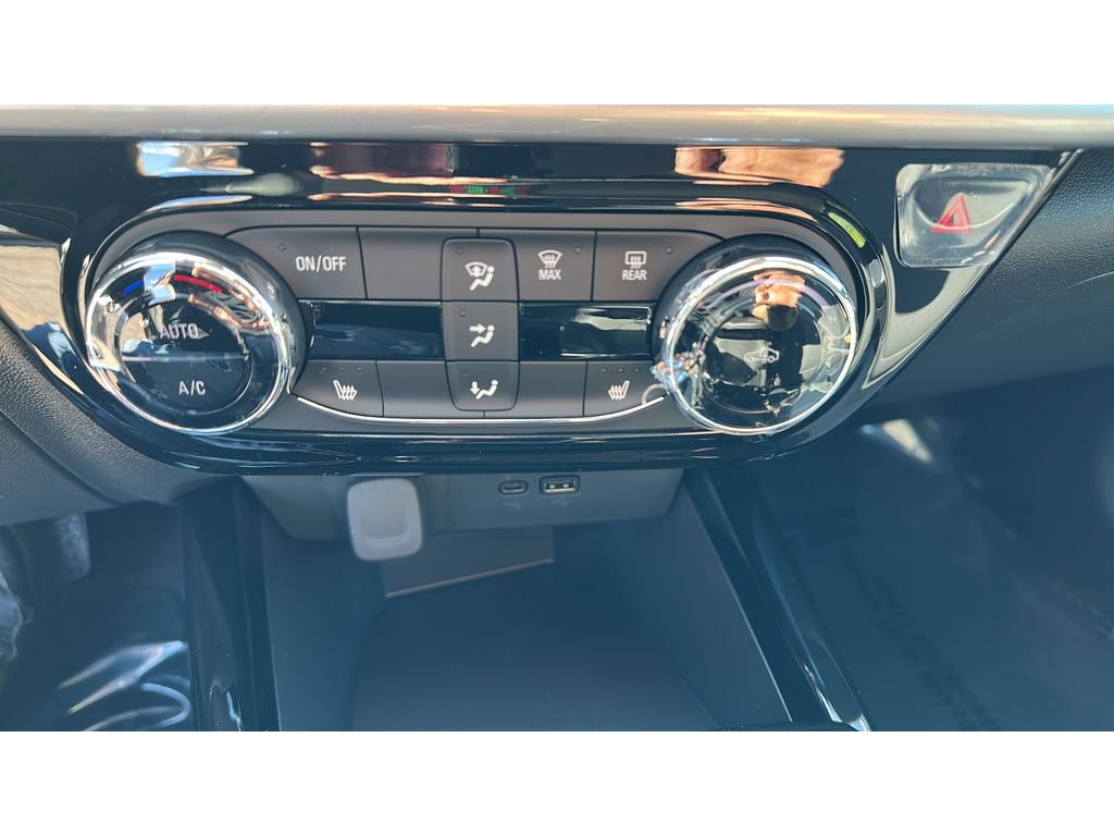 New 2026 Chevrolet Trax LT w/ Driver Confidence Package FWD image 20