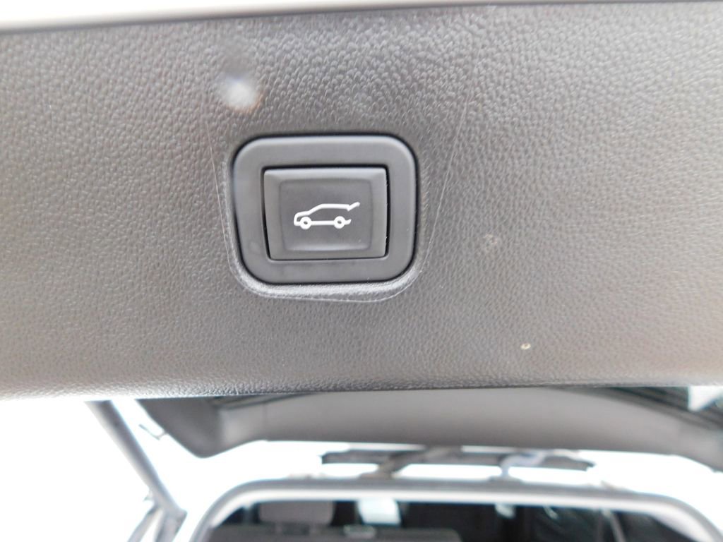 Used 2023 Chevrolet Blazer LT w/ Convenience Package FWD image 22