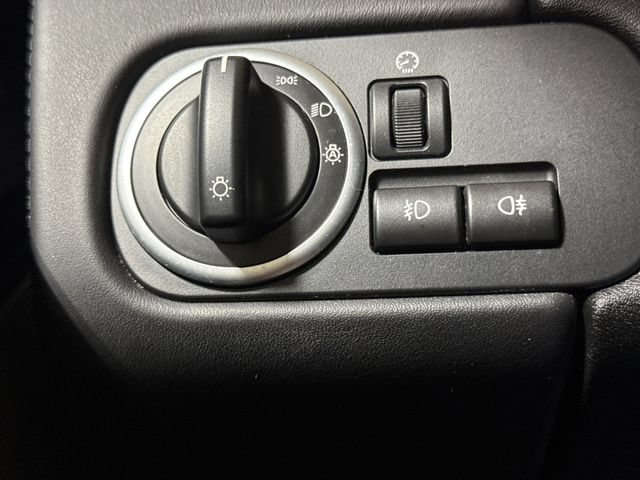Used 2012 Land Rover Range Rover Sport HSE LUX AWD/4WD image 19
