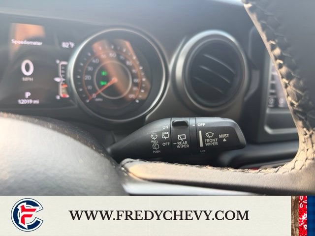 Used 2023 Jeep Wrangler Sport AWD/4WD image 18