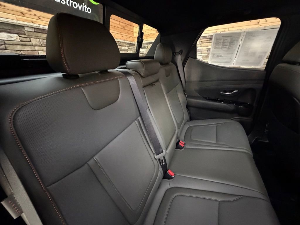 Used 2025 Hyundai Santa Cruz Limited image 31