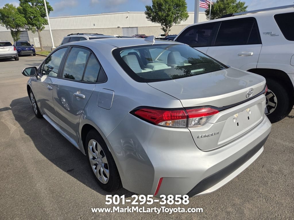 Used 2020 Toyota Corolla LE FWD image 8