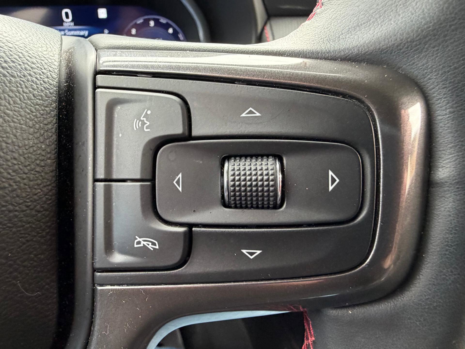 Used 2024 Chevrolet Suburban RST w/ Luxury Package image 26