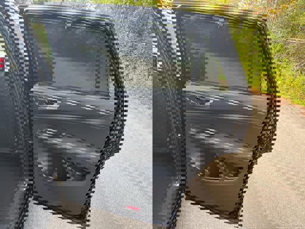 New 2026 Volkswagen Atlas Cross Sport SEL R-Line image 11