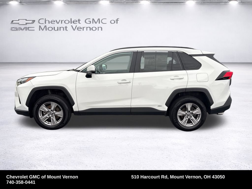 Used 2024 Toyota RAV4 XLE w/ Convenience Package AWD/4WD image 4
