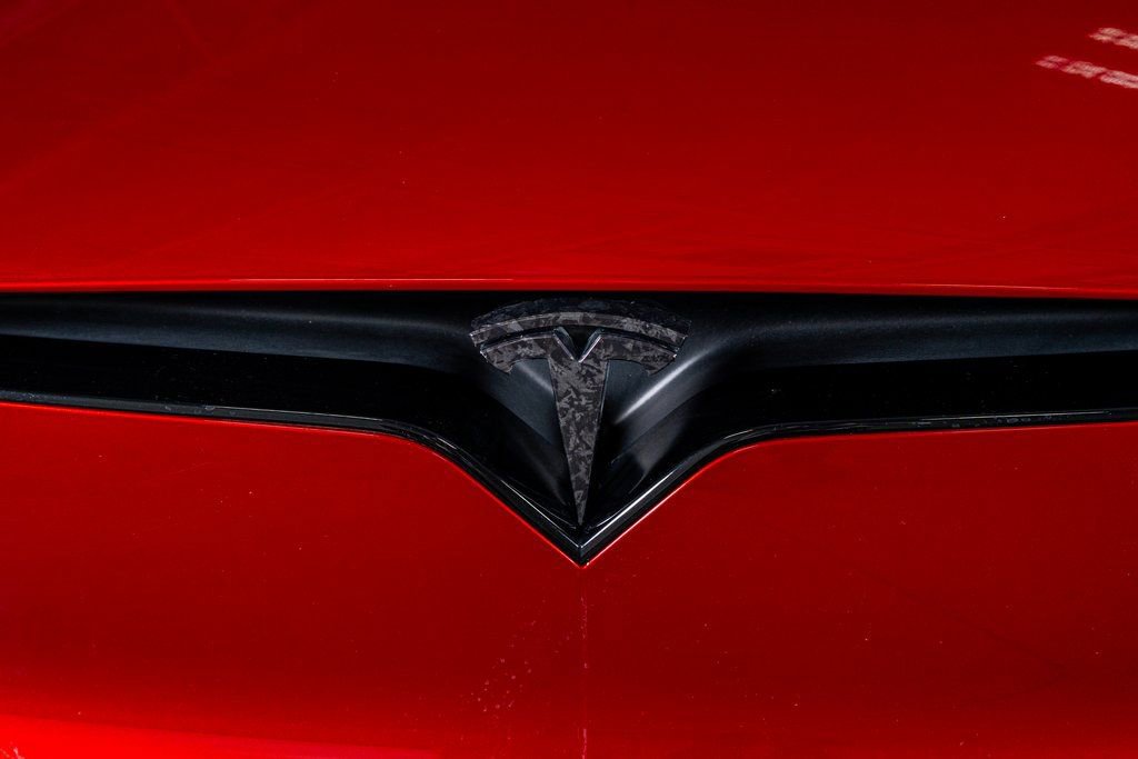 Used 2024 Tesla Model X image 16