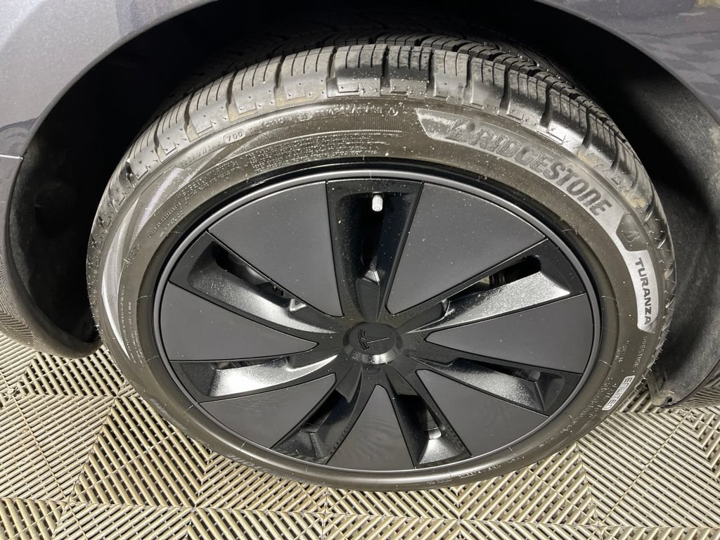 Used 2025 Tesla Model 3 Long Range AWD/4WD image 18