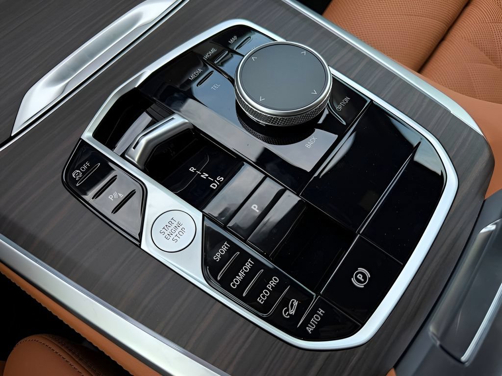 New 2026 BMW X5 xDrive40i AWD/4WD image 19