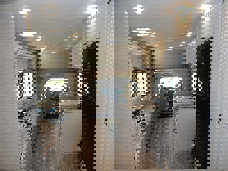 Used 2022 Ford E-450 and Econoline 450 Super Duty w/ Motorhome Prep Package image 48