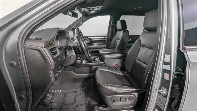 Used 2023 Chevrolet Suburban Premier AWD/4WD image 14