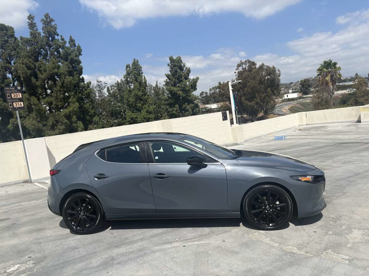 Used 2025 MAZDA MAZDA3 Carbon AWD/4WD image 37