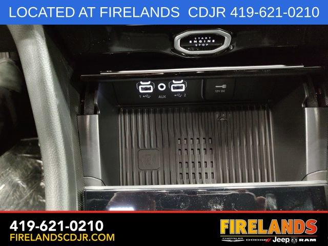 New 2026 Jeep Grand Cherokee Altitude AWD/4WD image 16