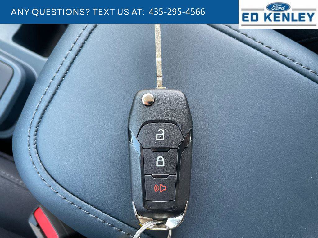 New 2025 Ford Maverick XL w/ Equipment Group 101A image 9