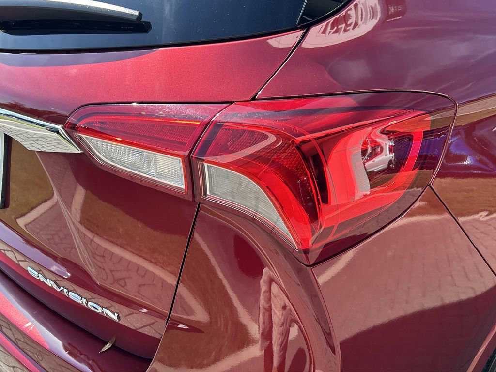 Used 2020 Buick Envision Essence image 9