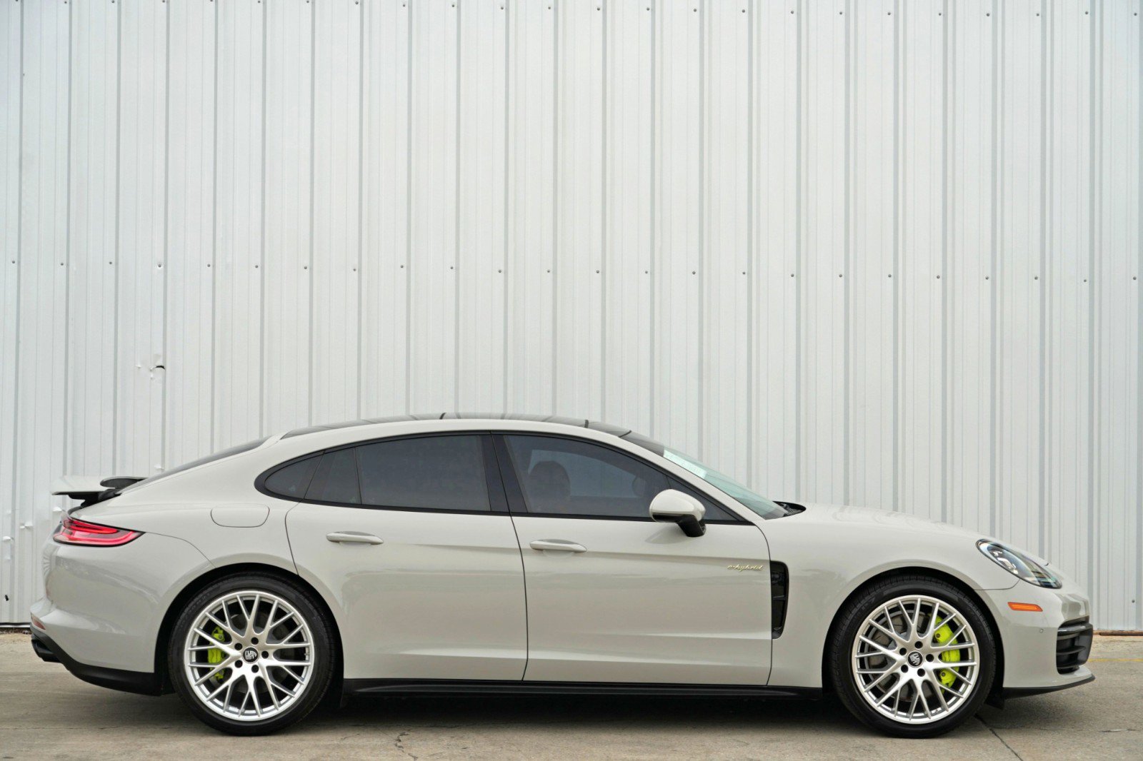 Used 2021 Porsche Panamera 4S image 59