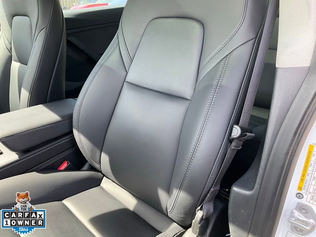 Used 2023 Tesla Model 3 Standard Range image 17