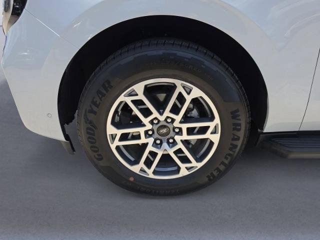 Certified 2025 Ford Expedition Active RWD image 32