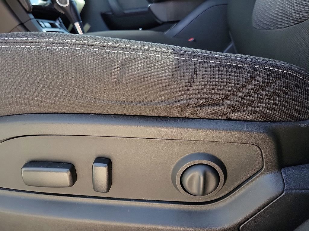 Used 2017 Chevrolet Traverse LT w/ Style and Technology Package FWD image 20