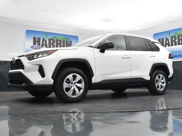Used 2022 Toyota RAV4 LE image 20