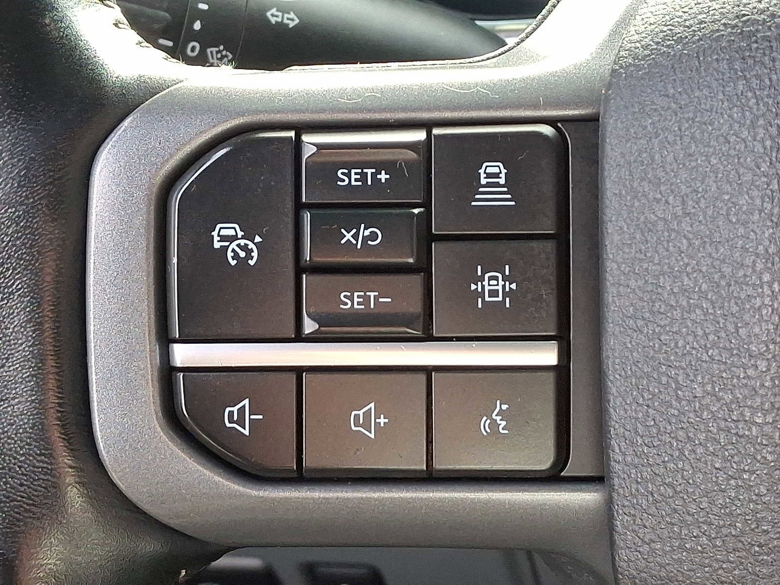 Used 2021 Ford F150 Lariat w/ Equipment Group 502A High image 21