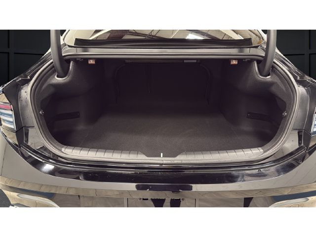 Used 2025 Hyundai Sonata SEL FWD image 25