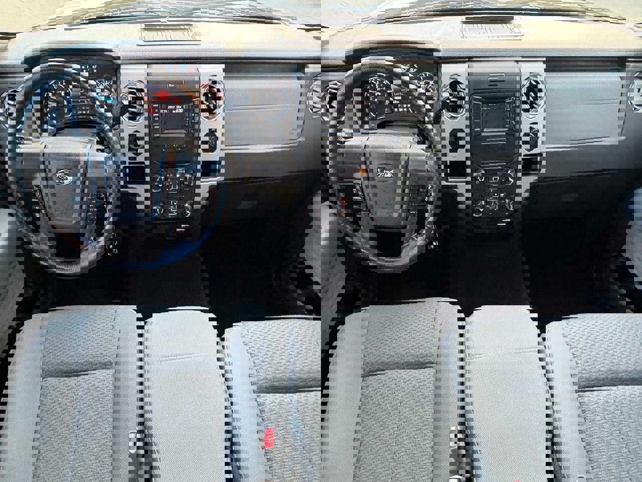 Used 2013 Ford F150 XLT w/ XLT Chrome Pkg image 15