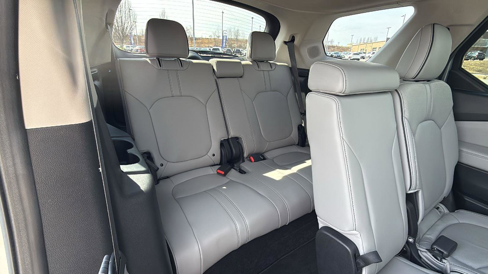 Used 2023 Honda Pilot Elite image 21