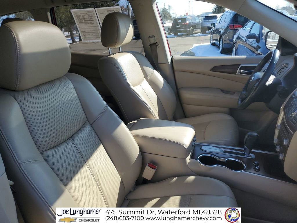 Used 2018 Nissan Pathfinder Platinum image 30