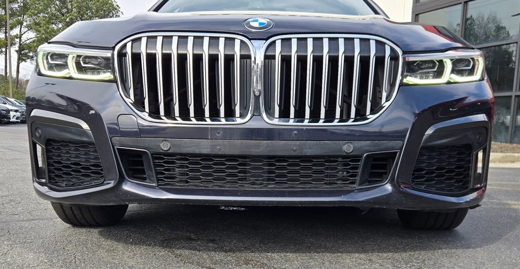 Used 2021 BMW 740i xDrive 740i xDrive w/ M Sport Package image 12