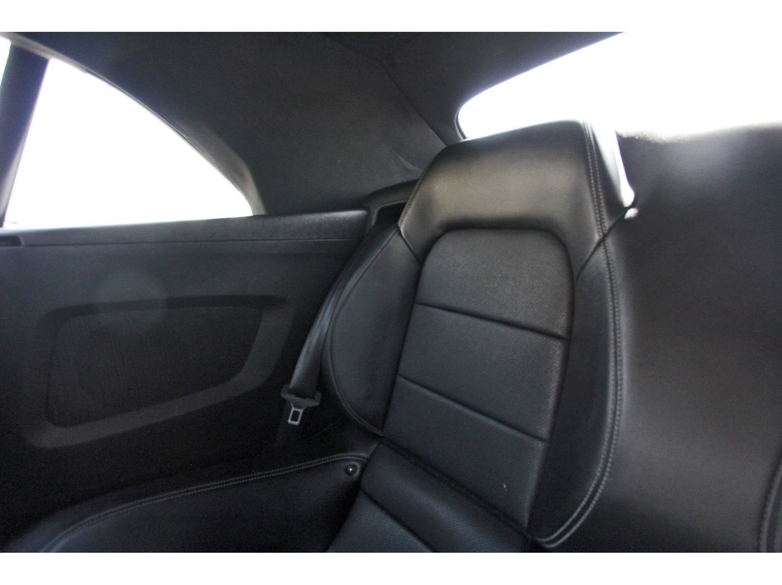 Used 2018 Ford Mustang GT Premium RWD image 14