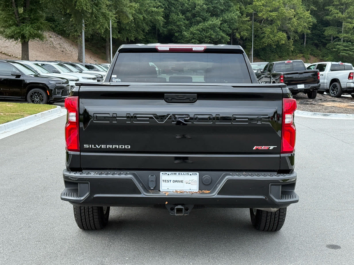 Used 2023 Chevrolet Silverado 1500 RST RWD image 4
