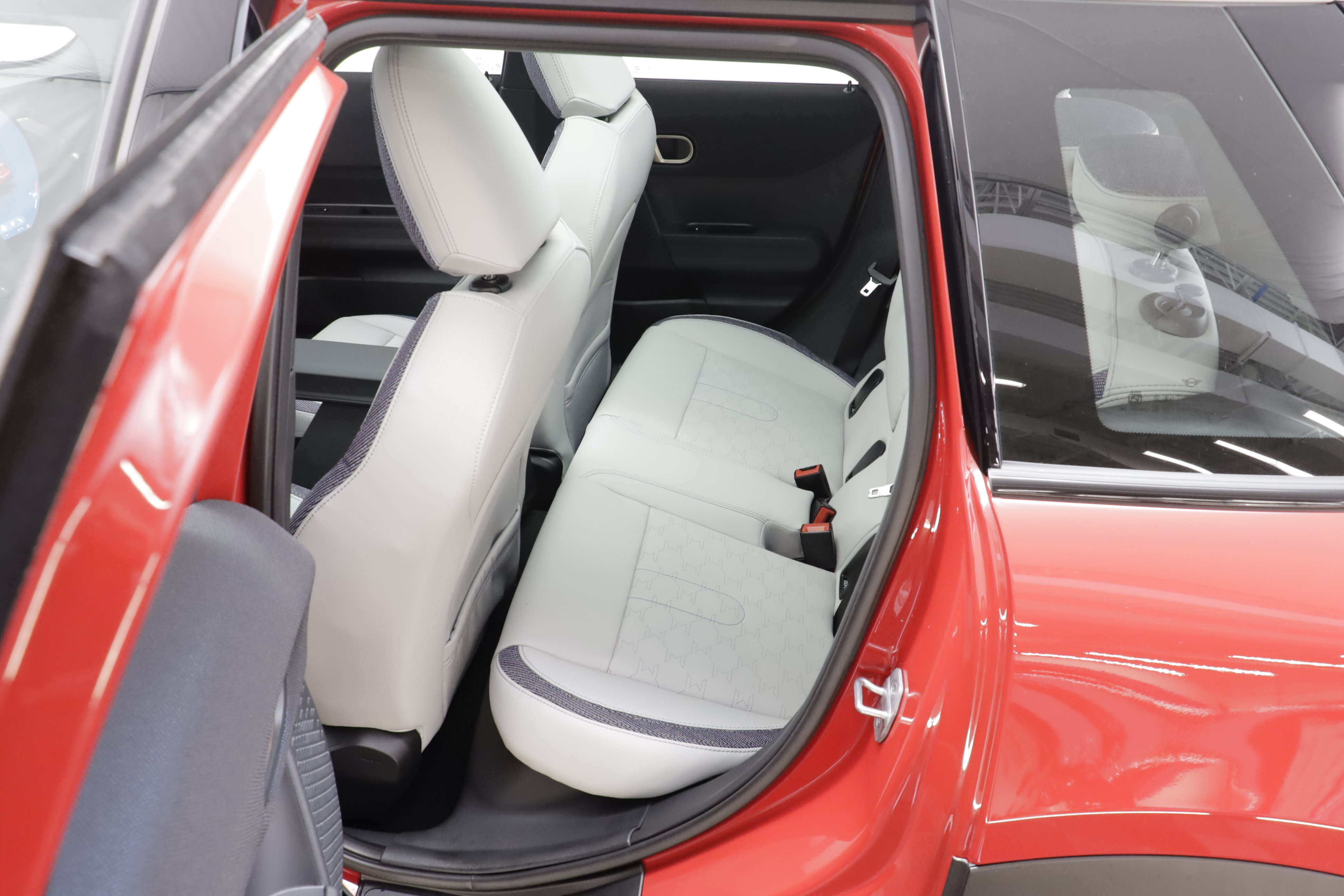 New 2027 MINI Cooper 4-Door Hardtop FWD image 19