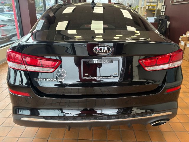 Used 2019 Kia Optima LX image 12