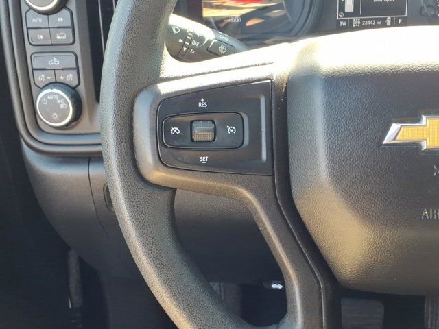 Used 2020 Chevrolet Silverado 1500 Custom w/ Custom Value Package AWD/4WD image 17