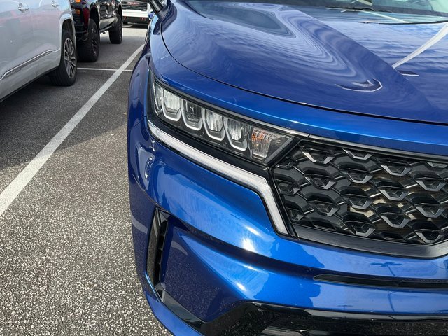 Used 2021 Kia Sorento EX w/ Panoramic Sunroof Package image 8