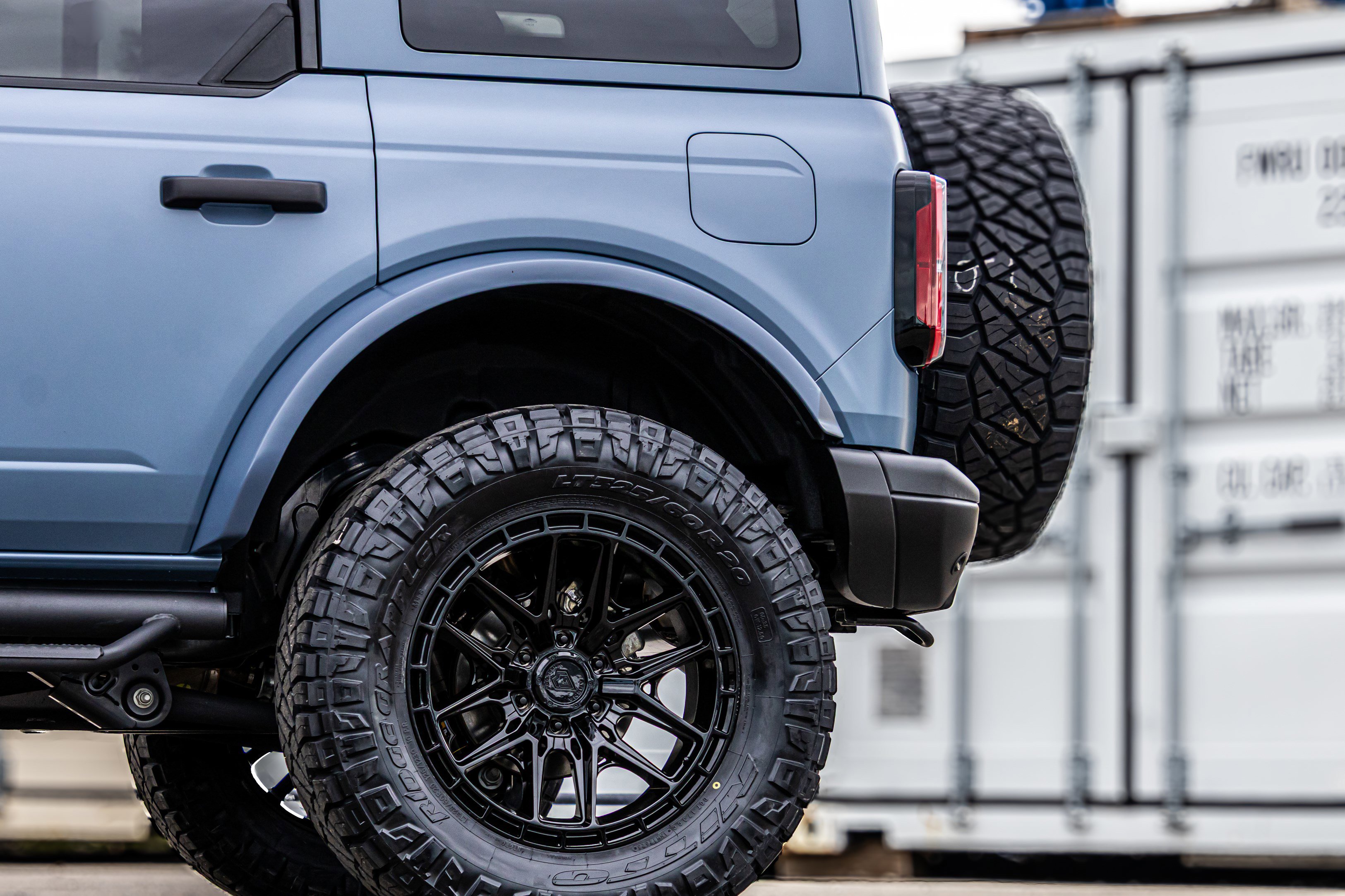 New 2025 Ford Bronco Badlands image 16