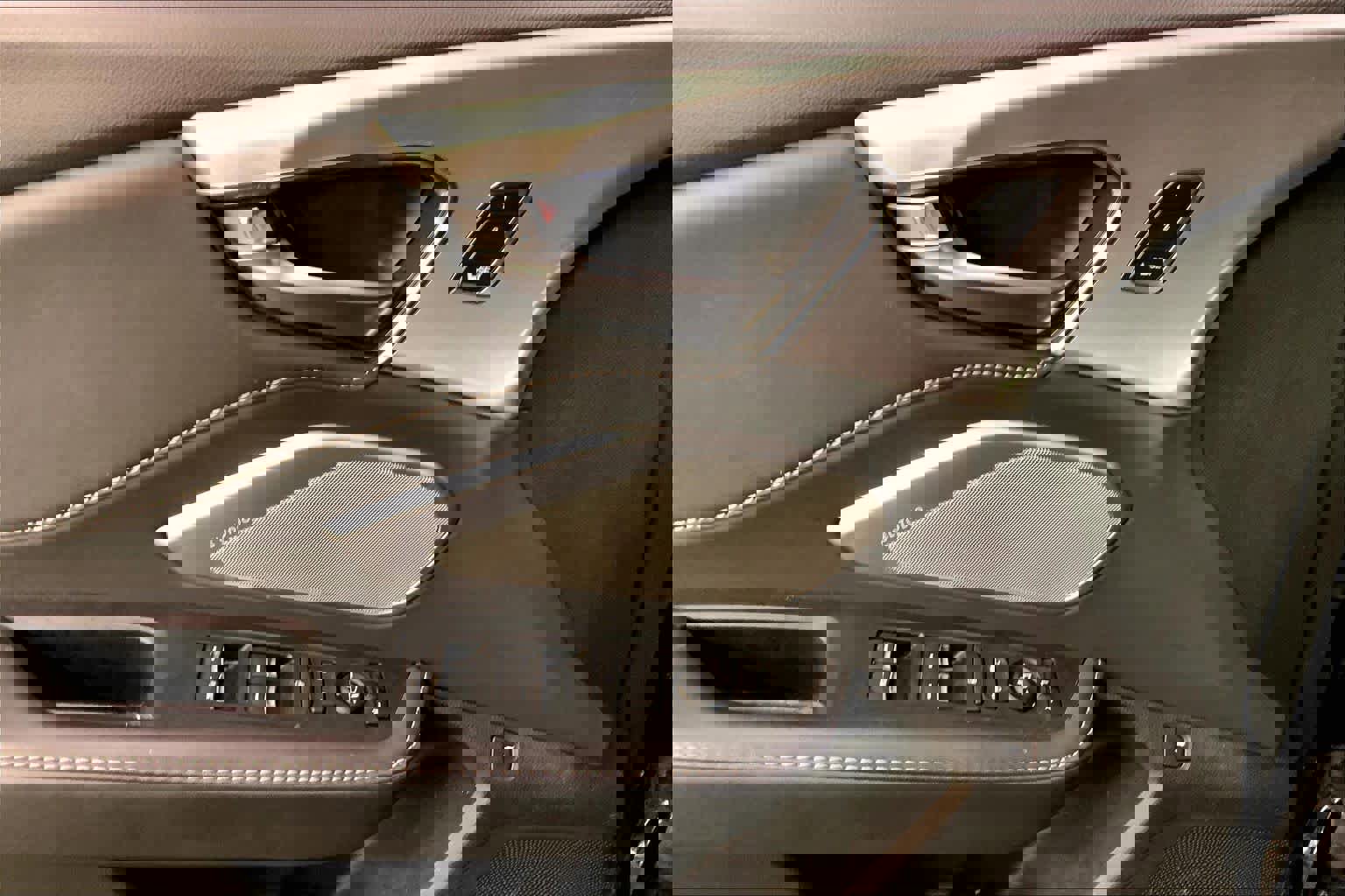 Used 2022 Acura RDX AWD w/ Technology Package image 34