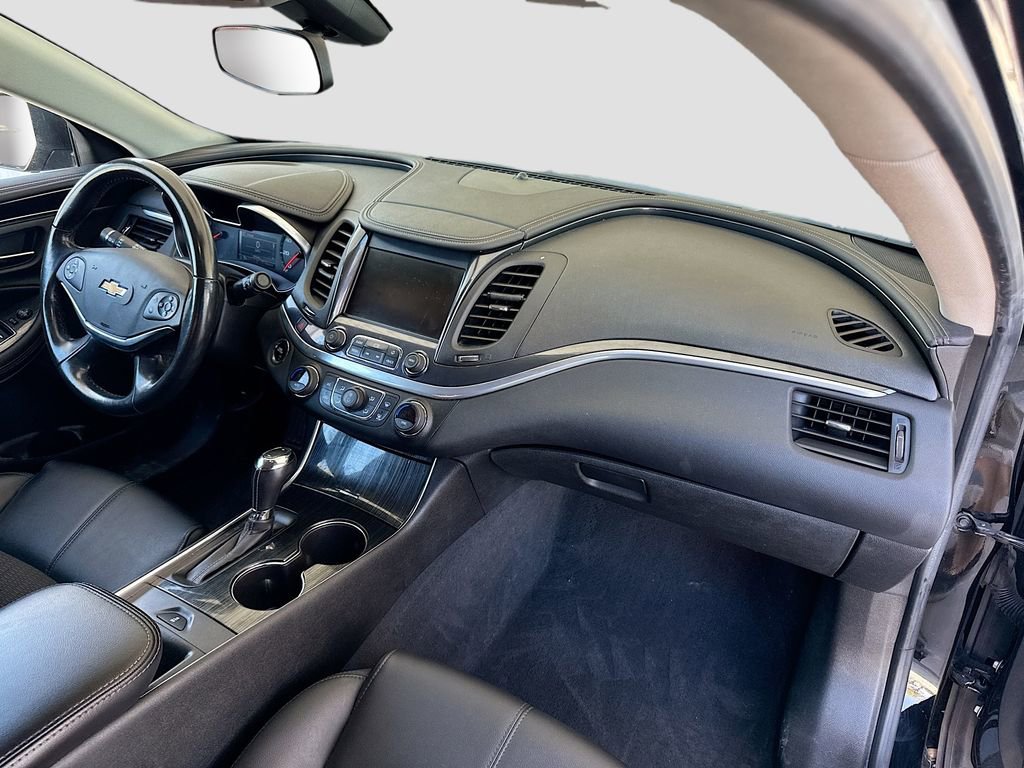 Used 2019 Chevrolet Impala LT image 27