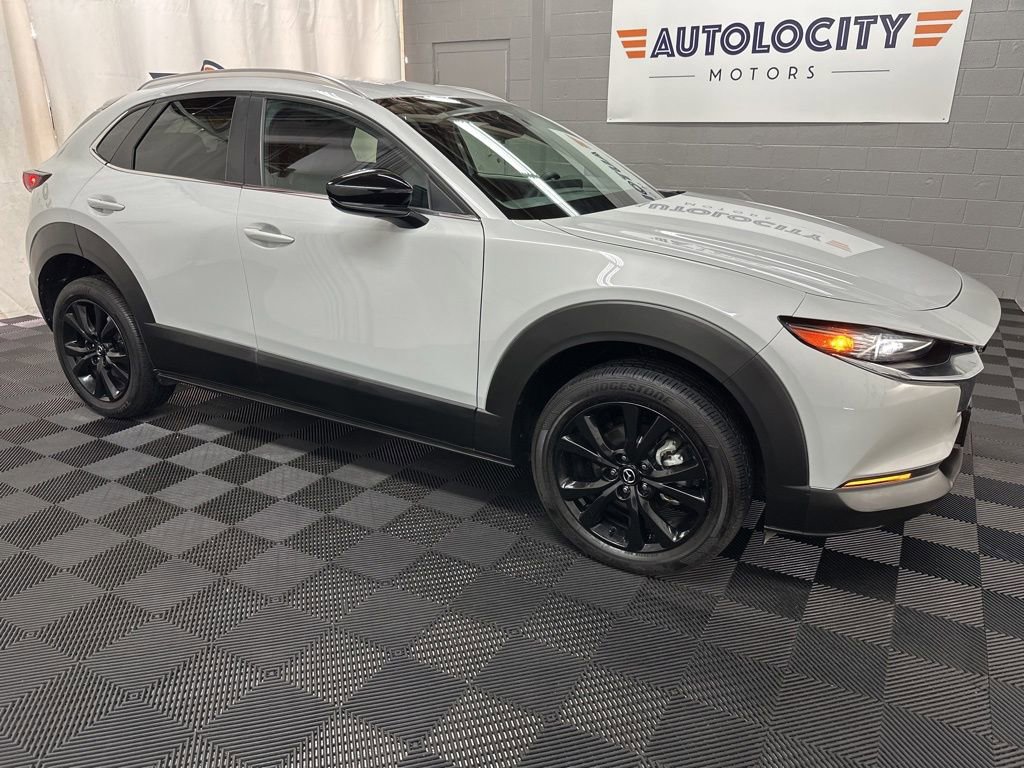Used 2025 MAZDA CX-30 AWD 2.5 S w/ Select Sport Pkg image 3