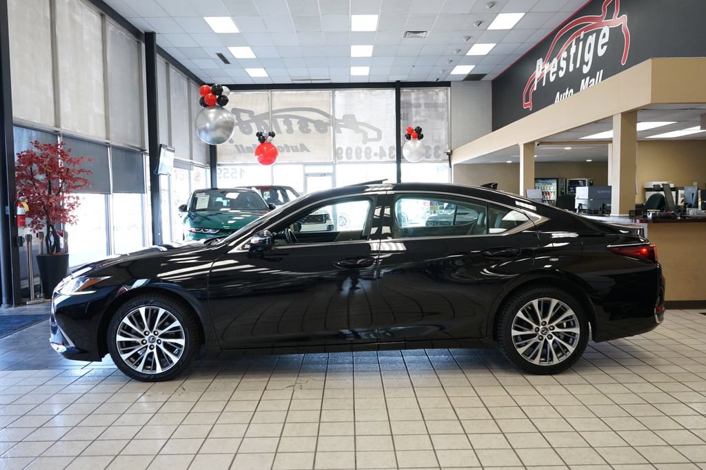 Used 2021 Lexus ES 250 w/ Premium Package AWD/4WD image 3