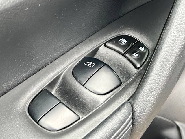 Used 2020 Nissan Rogue S w/ Special Edition Package AWD/4WD image 13