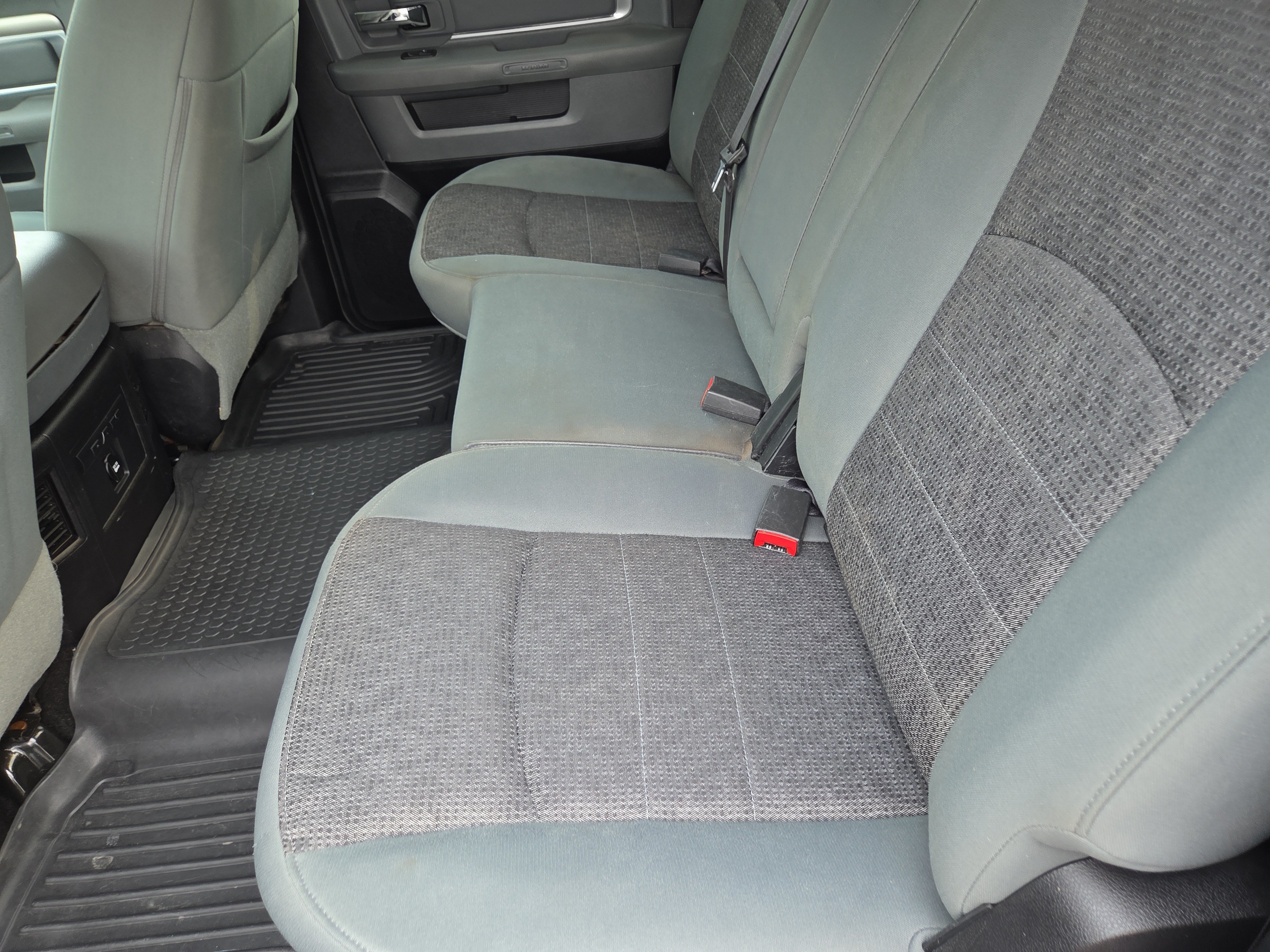 Used 2015 RAM 1500 Big Horn AWD/4WD image 23