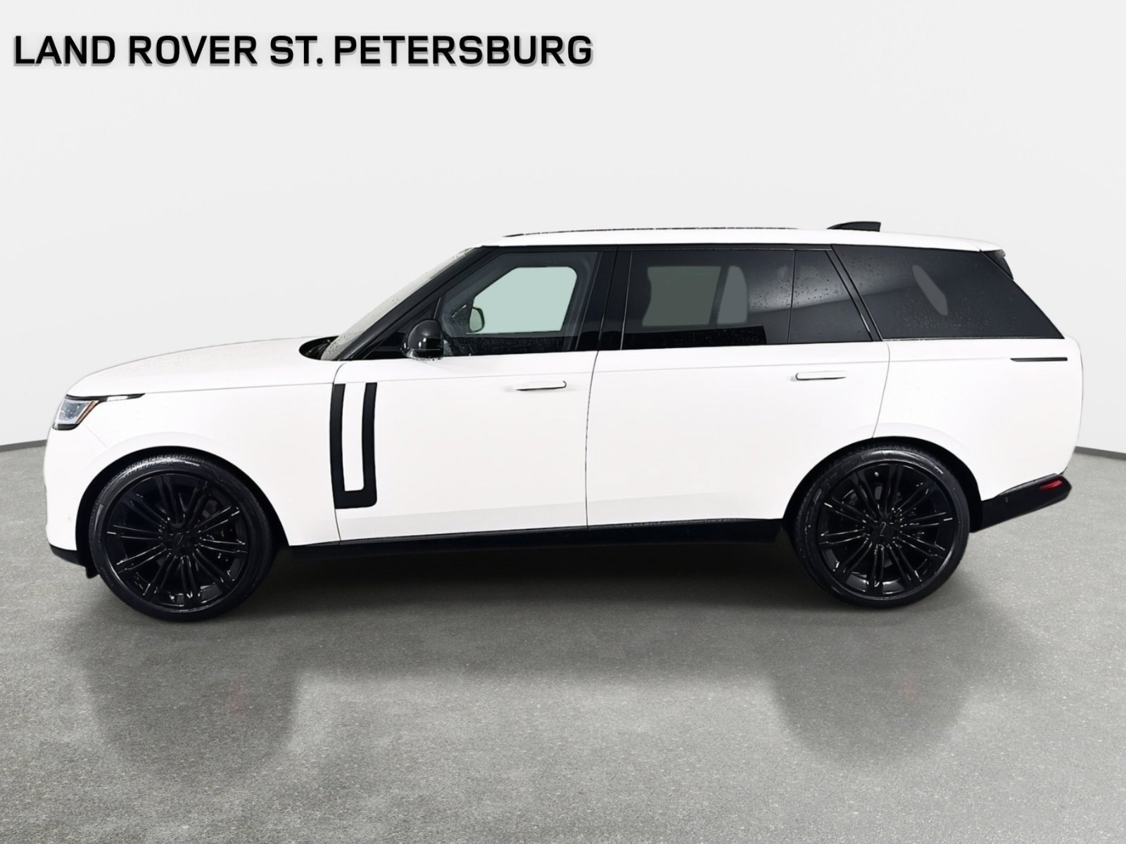 New 2026 Land Rover Range Rover Long Wheelbase SE AWD/4WD image 8
