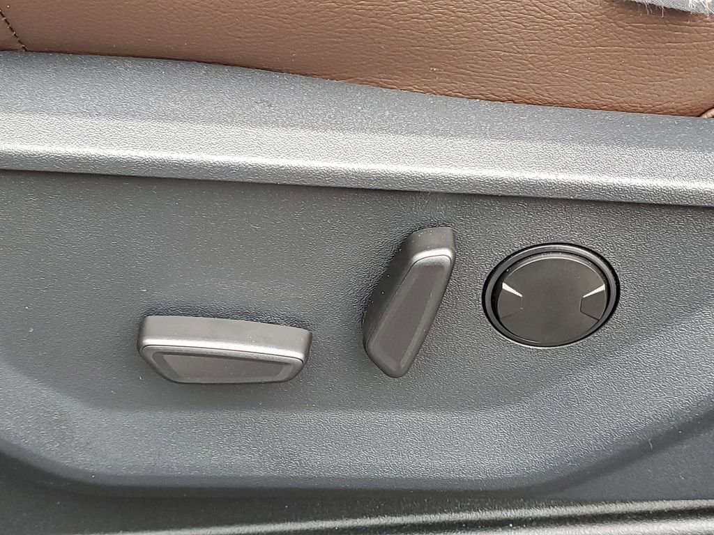 New 2026 Ford F250 Lariat w/ Lariat Ultimate Package image 9