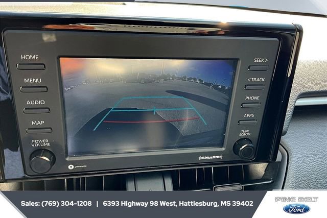 Used 2022 Toyota RAV4 LE image 15