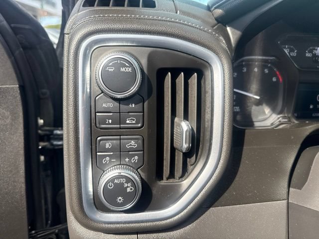Used 2020 GMC Sierra 1500 Elevation w/ Elevation Value Package AWD/4WD image 14