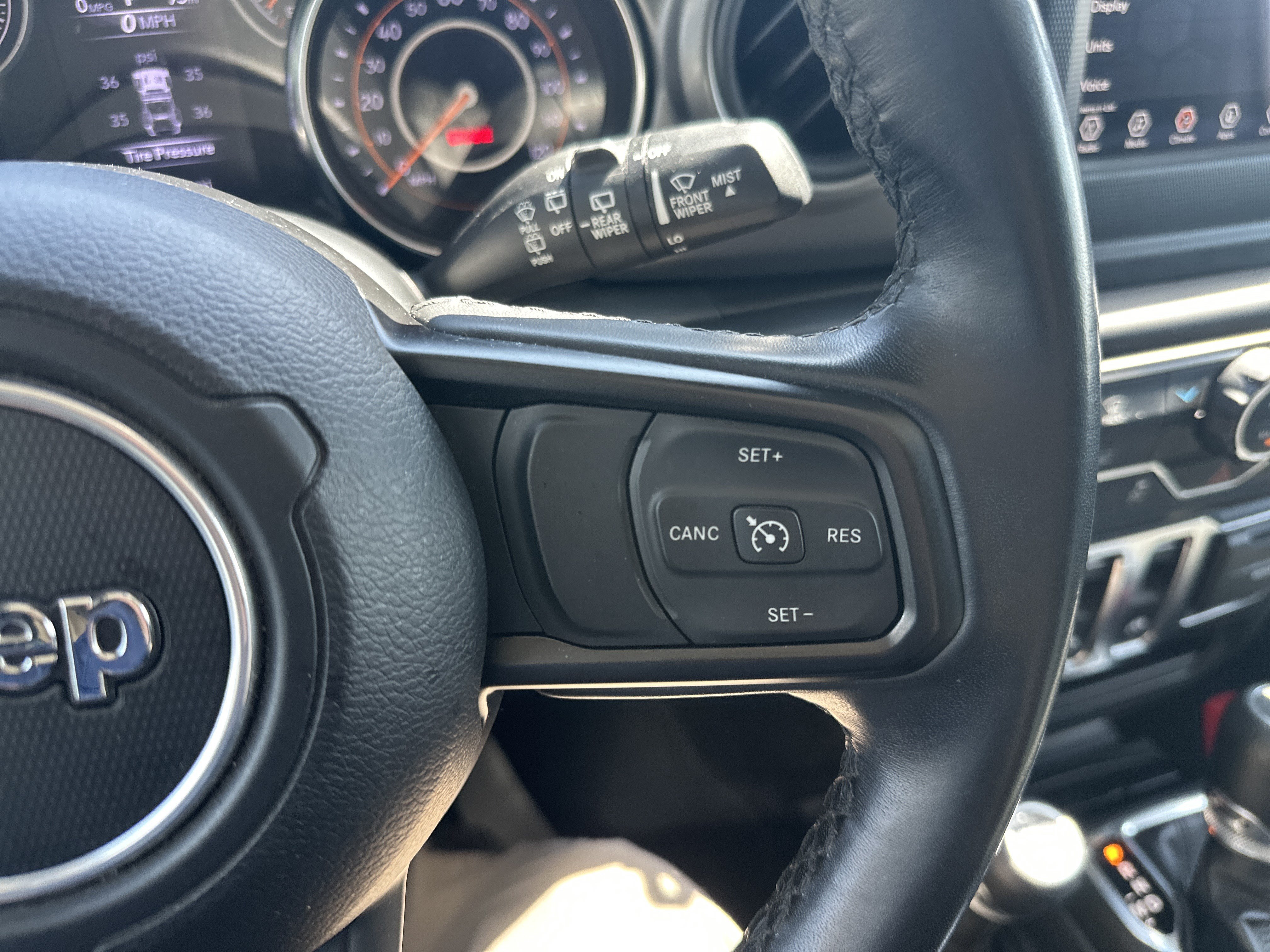Used 2022 Jeep Wrangler Sport AWD/4WD image 22